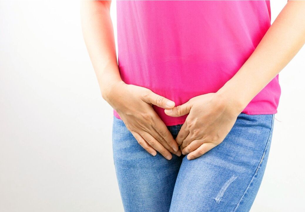 A woman is worried about cystitis, requiring treatment with fast-acting drugs. 