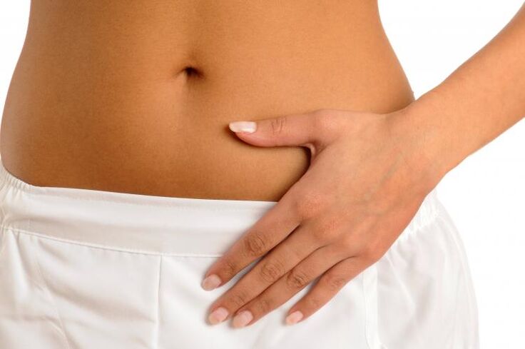 Lower abdominal pain is a symptom of cystitis in women