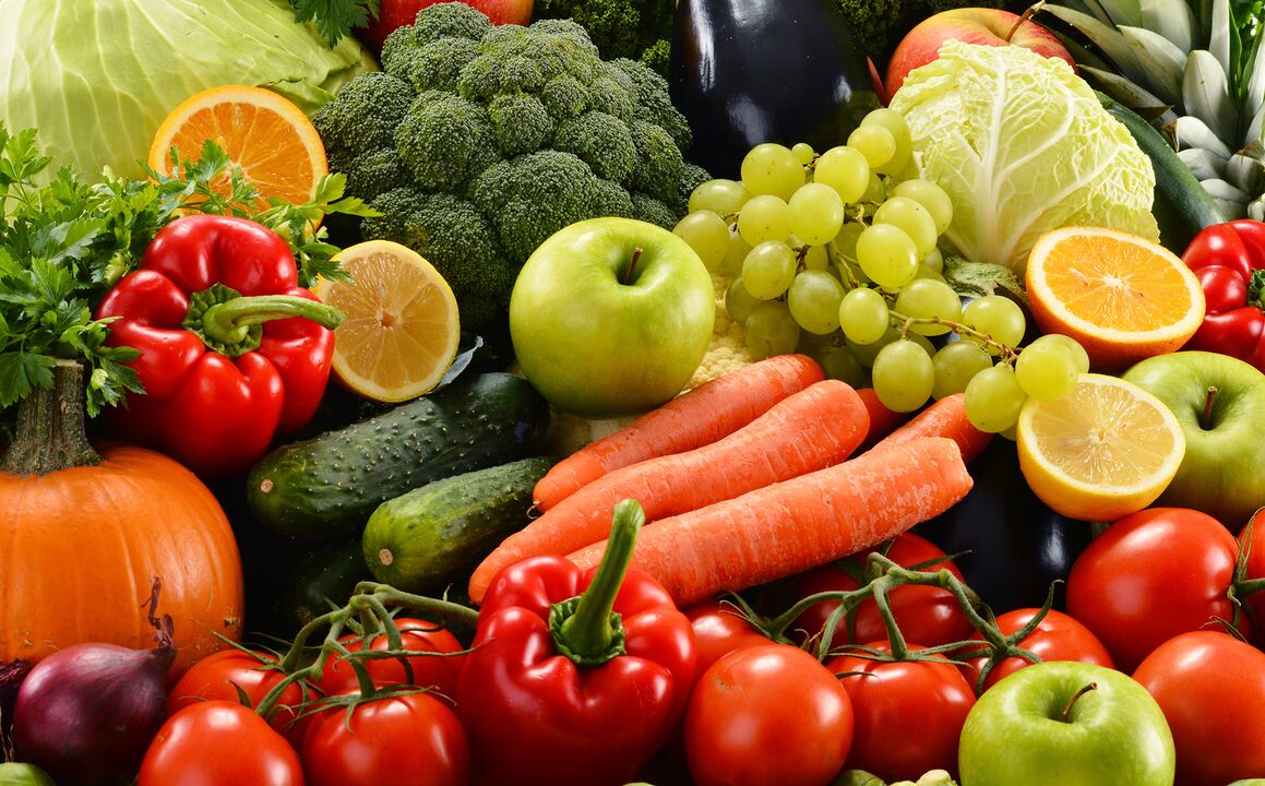In case of more severe cystitis, the menu must contain fresh fruits and vegetables
